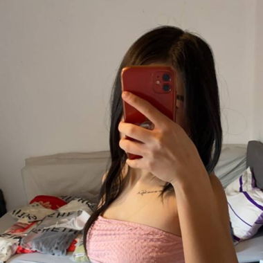 Set aus rosa Bandeau-Top & Rock