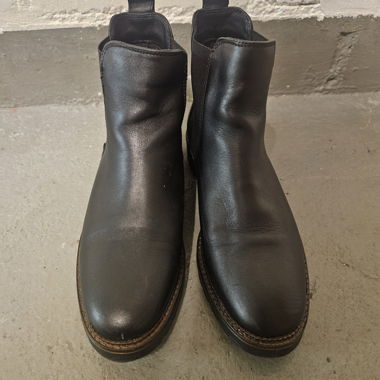 Schwarze Chelsea Boots von Varese
