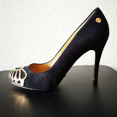 Black and gold high heels by Blink