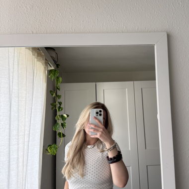 Weisses Polka-Dot Top