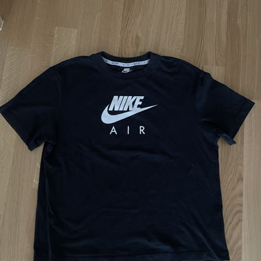 T-shirt Nike Air