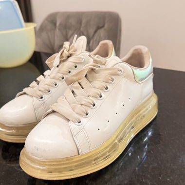 Sneaker con plateau Alexander McQueen bianchi