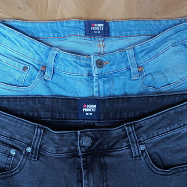 2 paires de jeans