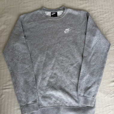 Grauer Nike-Hoodie XS