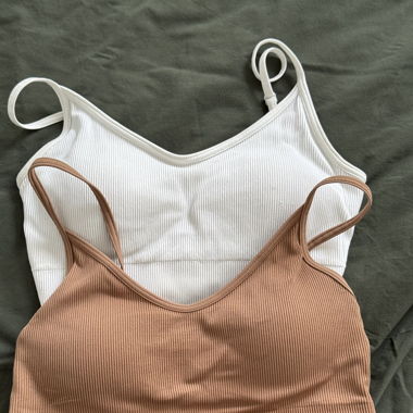 top avec brassière intégré