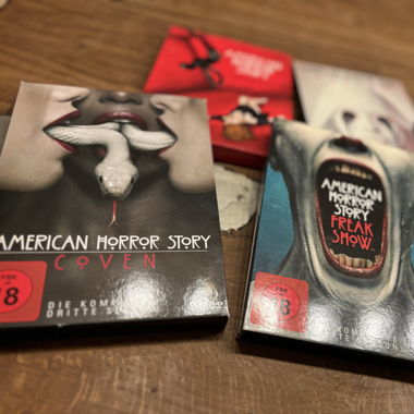 AmericanHorrorStory DVD‘s Season 1-5