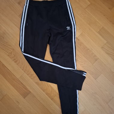 Pantaloni da allenamento Adidas neri