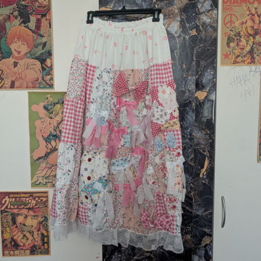 Patchwork-Rock Pink und Weiss