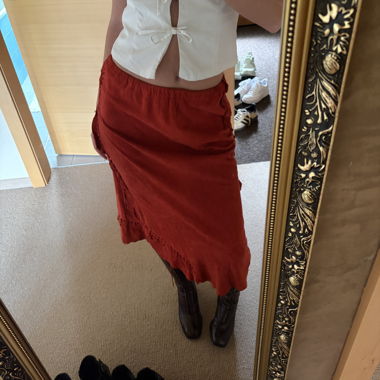 Roter Vintage-Midirock
