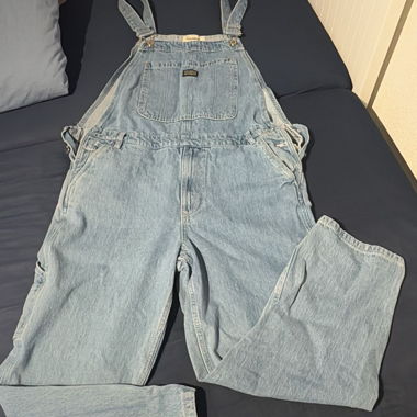 Latzhosen Pull&Bear