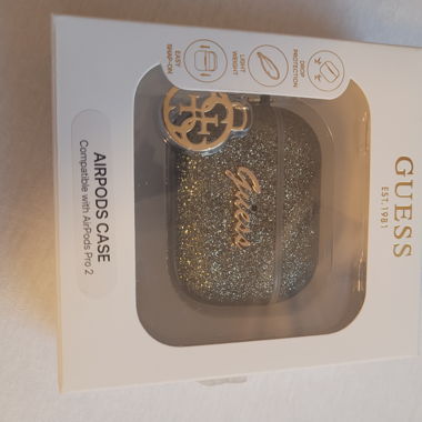 Boite à Airpods Guess