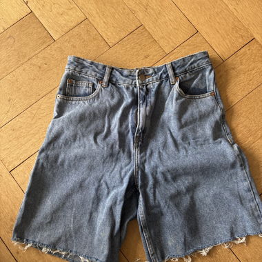 Shorts en jean en denim