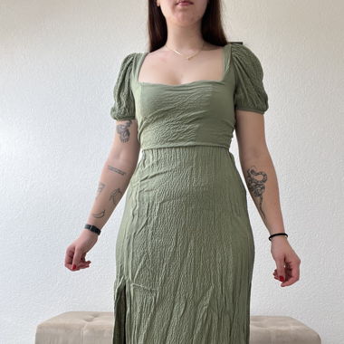 robe kaki