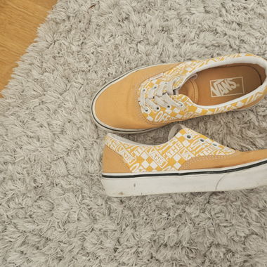 VANS yellow/orange