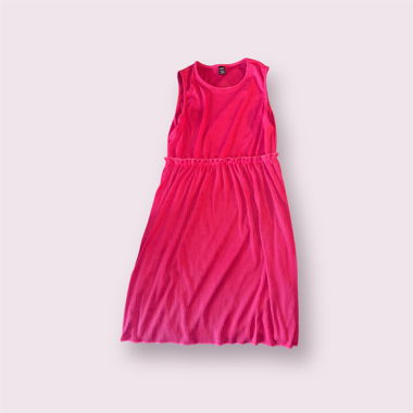 Knalliges Sommerkleid in Pink 