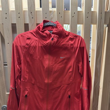 NIKE Jacke rot, Windjacke und Regenjacke