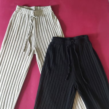 2 pairs or soft flowy pants grey and black