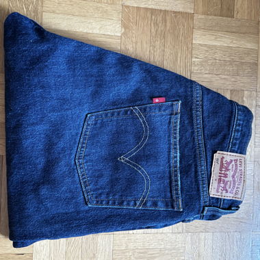 Levis 501 Jeans