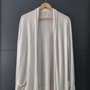 Leichte Strickjacke