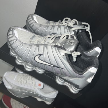 Nike Shox Sneakers Silber