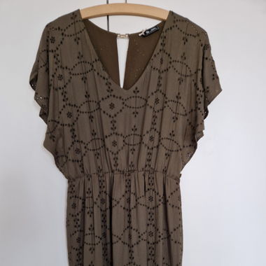 kurzes, leichtes Sommerkleid, dunkeloliv