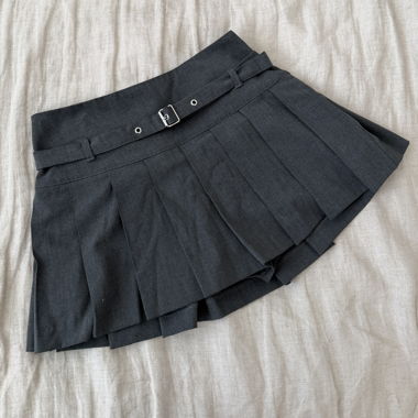 Jupe-short plissée grise
