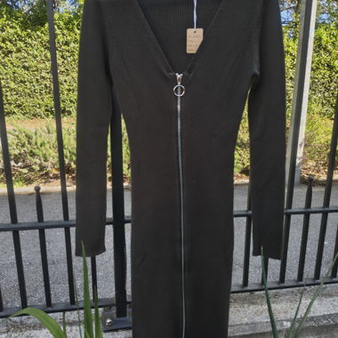 Grünes Midikleid mit Reissverschluss