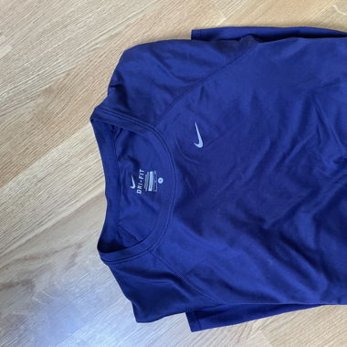 Violettes Sportshirt