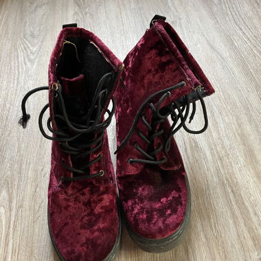 Bordeaux Samt Schnuerstiefel