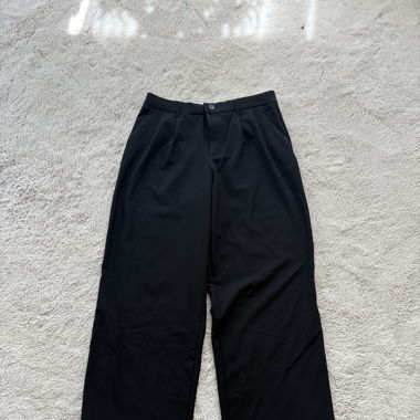Bershka Black High-Waisted Wide-Leg Trousers 