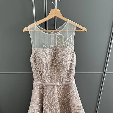 Hochzeitsgastkleid zu verkaufen