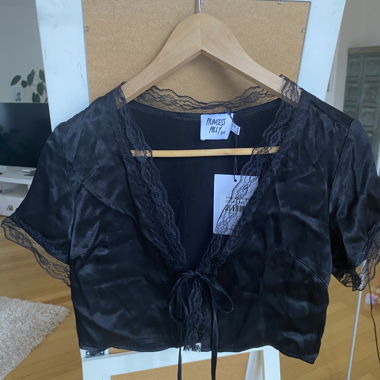 Princess Polly schwarze Spitzenbluse