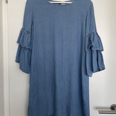 Gerades Frühlings-/Sommerkleid