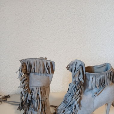 Talon gris