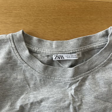 T-shirt grigia Zara