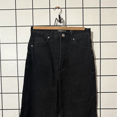 Bershka Wide Cropped Jeans