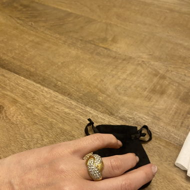 Ring gold