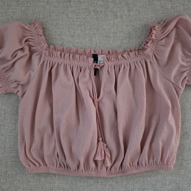 Rosa H&M Carmen-Crop-Top mit Puffärmeln