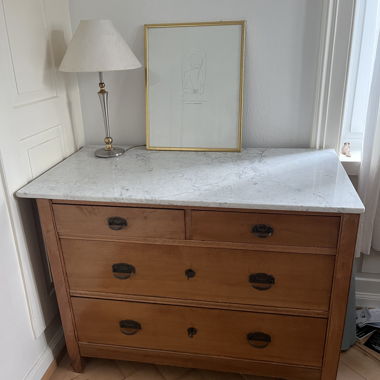 Chest of drawers with marble top