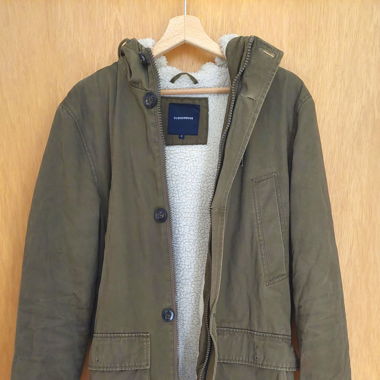 Olivgrüner Parka