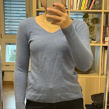 Blauer Cashmir Pulli
