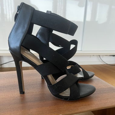 Sandalen mit 12 cm Absatz