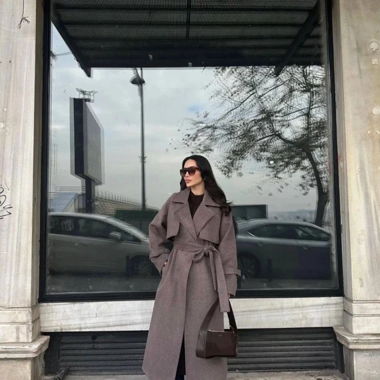 Langer Trenchcoat aus Wolle