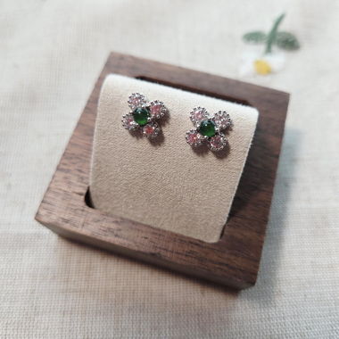 NEW - S925 Jade-Ohrringe