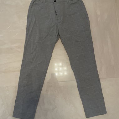 Chinos