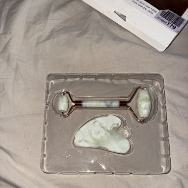 Gua Sha  Jade roller