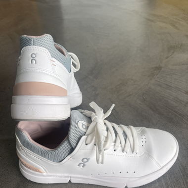ON Sneakers [The Rodger]