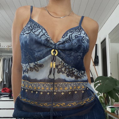 Süßes blaues Feen-Top