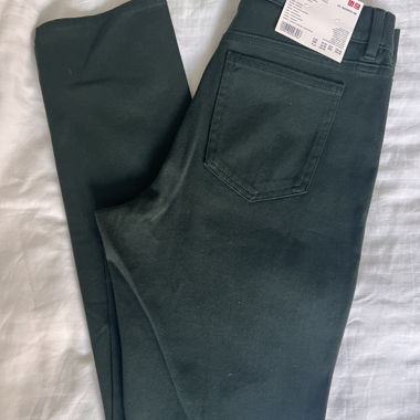Pantalon vert fonce Uniqlo