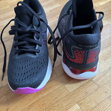 Asics Gel-nimbus 24 New!!!